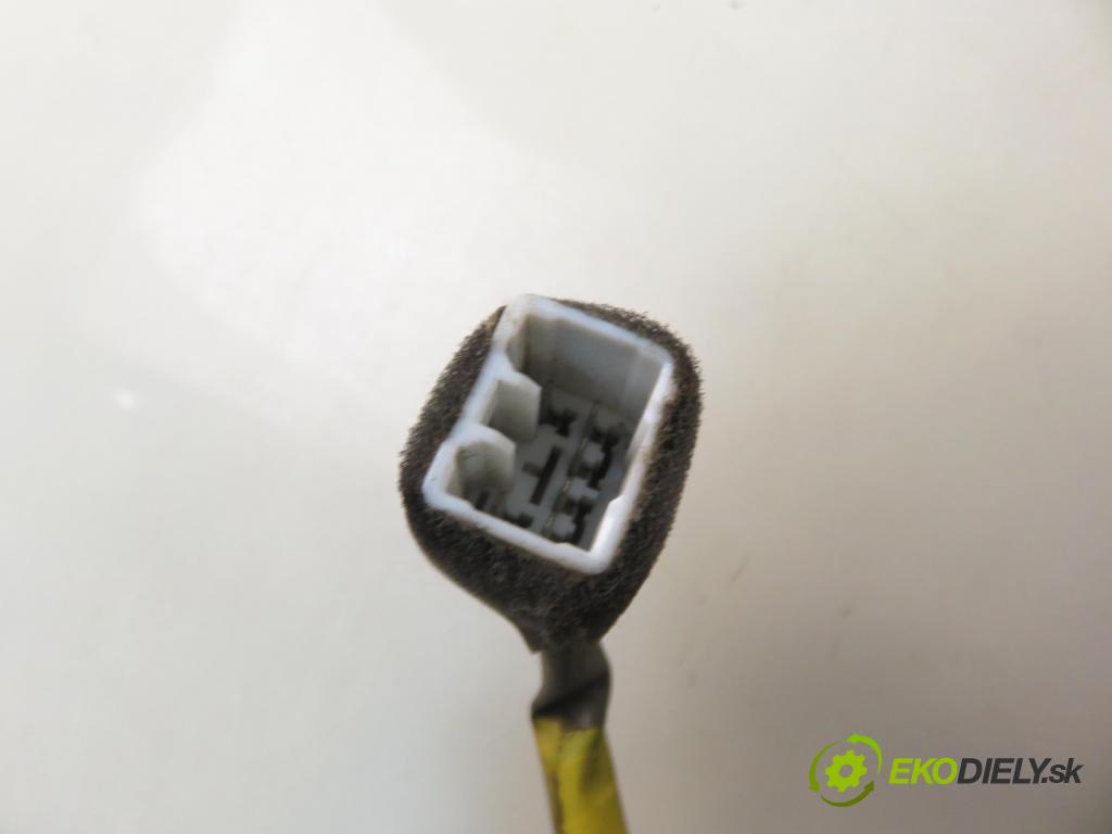KIA PICANTO (BA) HB 2006 45,00 1.0 12V 61 - G4HE 999,00 světlo levé zadní