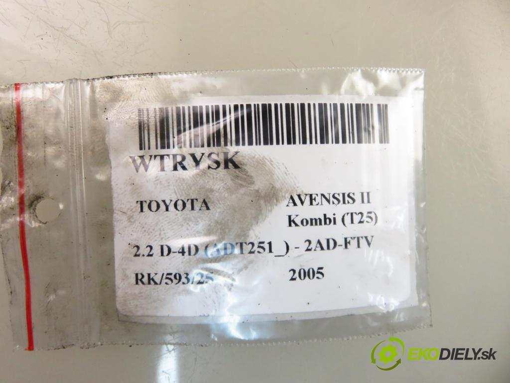 TOYOTA AVENSIS Kombi (_T25_) KOMBI 2005 110,00 2.2 D-4D (ADT251) 150 - 2AD-FTV 2231,00 Vstrek 2371026010