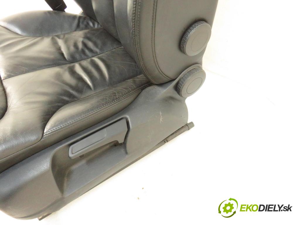 VW PASSAT B6 (3C2) SEDAN 2006 103,00 2.0 TDI - BMP 1968,00 Sedadlo šoféri