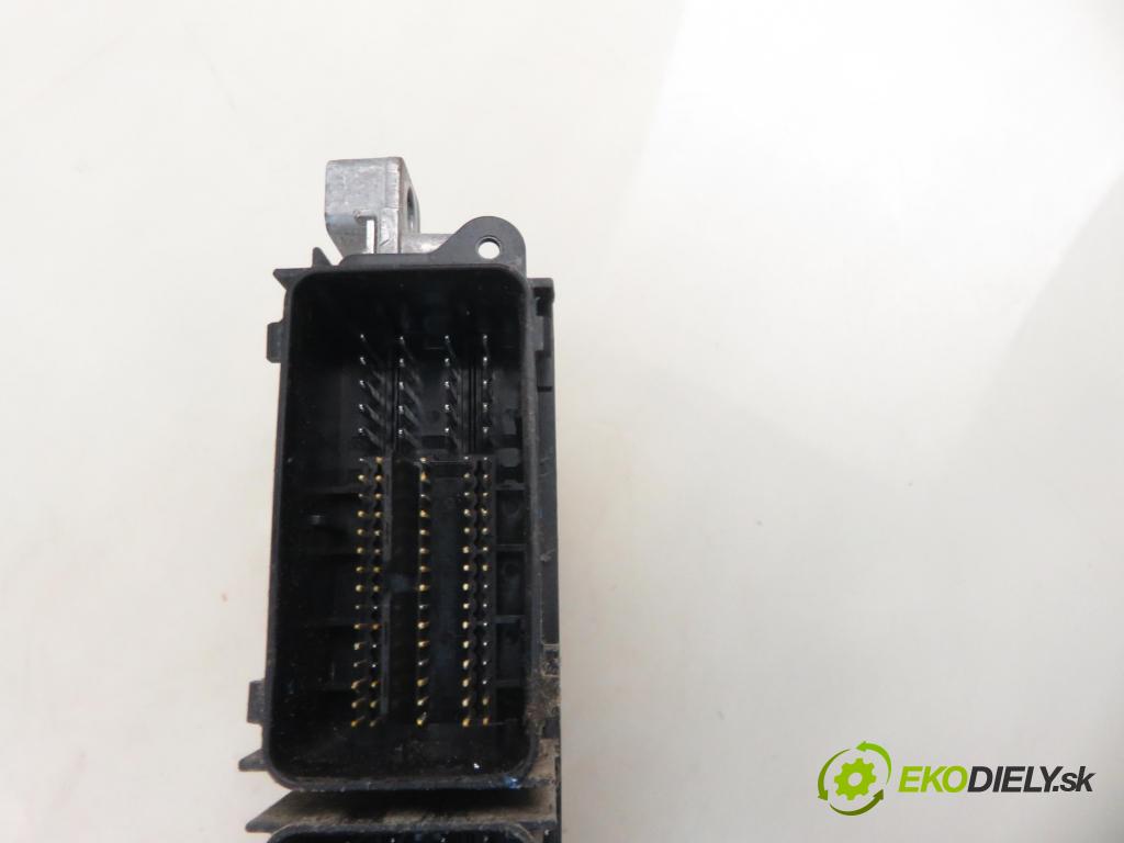 FORD GALAXY III (CK) MINIVAN 2015 110,00 2.0 TDCi 4x4 - T7CI 1997,00 Riadiaca jednotka Motor 97RI010012