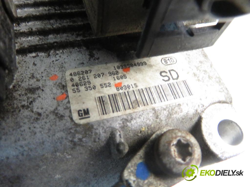 OPEL CORSA C (X01) HB 2004 55,00 1.2 16V 75 - Z 12 XE 1199,00 Riadiaca jednotka Motor 55350552 ; 0261207962