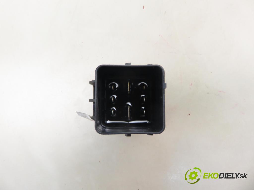 FORD GALAXY III (CK) MINIVAN 2015 110,00 2.0 TDCi 4x4 - T7CI 1997,00 RELÉ: JÚN: 9803299780 ; 51299058A