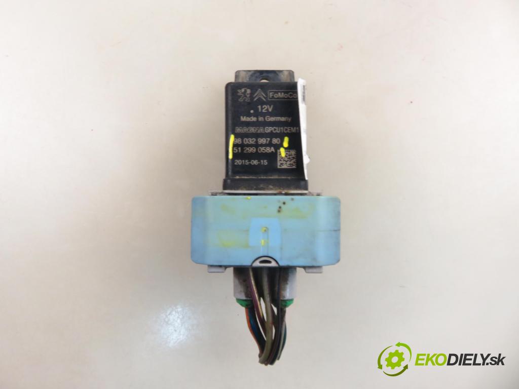 FORD GALAXY III (CK) MINIVAN 2015 110,00 2.0 TDCi 4x4 - T7CI 1997,00 RELÉ: JÚN: 9803299780 ; 51299058A