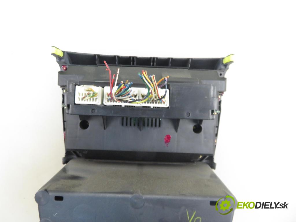 TOYOTA COROLLA (_E12_) HB 2003 81,00 1.6 VVT-i (ZZE121_) - 3ZZ-FE 1598,00 Panel kúrenia KLIMATIZACE: 5593013070 ; 8865013050