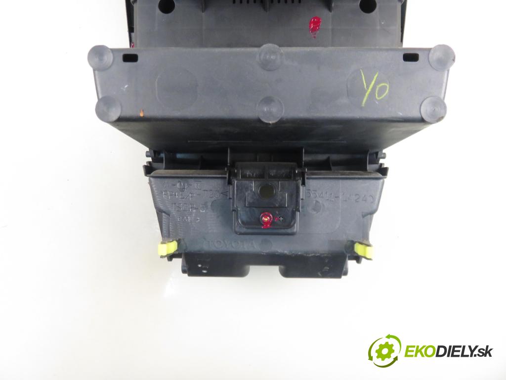 TOYOTA COROLLA (_E12_) HB 2003 81,00 1.6 VVT-i (ZZE121_) - 3ZZ-FE 1598,00 Panel kúrenia KLIMATIZACE: 5593013070 ; 8865013050