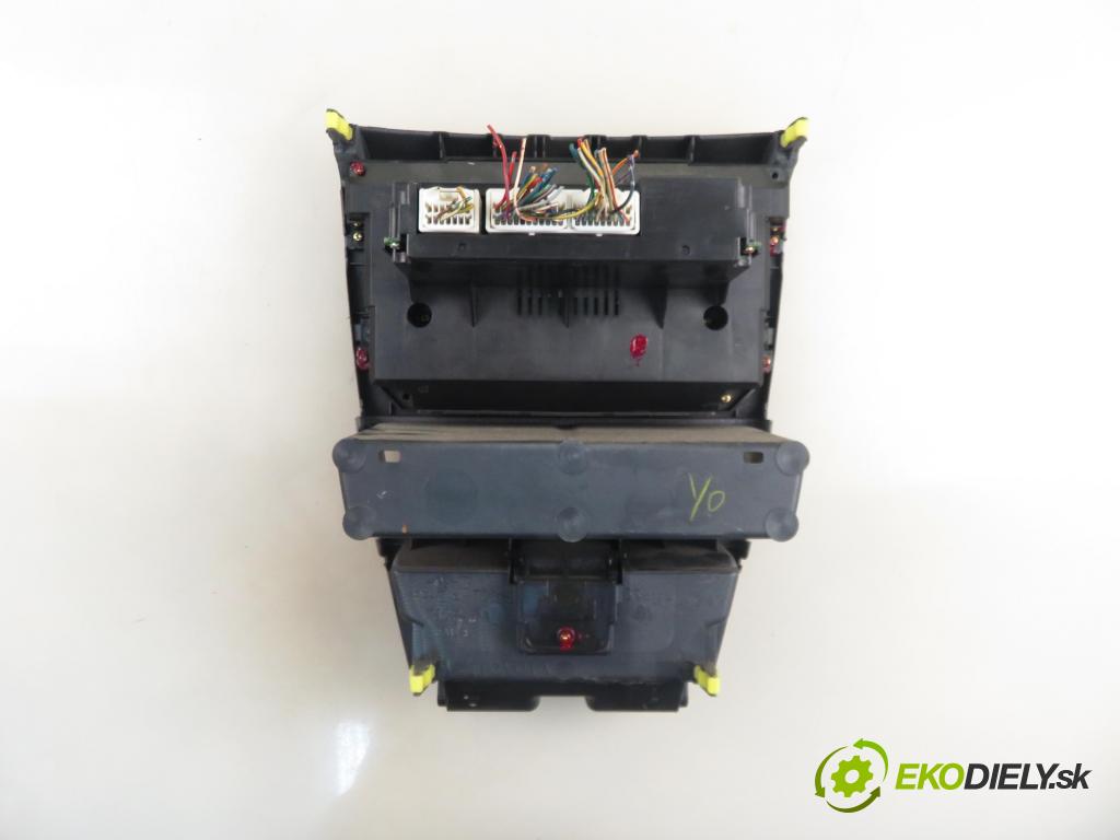 TOYOTA COROLLA (_E12_) HB 2003 81,00 1.6 VVT-i (ZZE121_) - 3ZZ-FE 1598,00 Panel kúrenia KLIMATIZACE: 5593013070 ; 8865013050