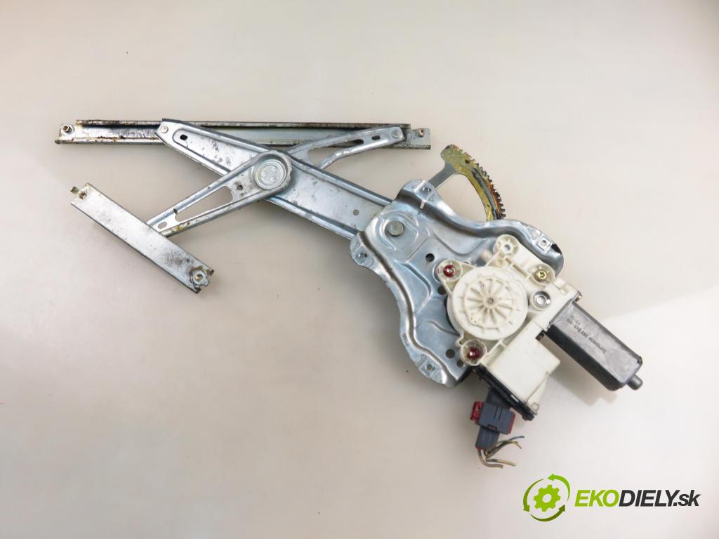TOYOTA COROLLA (_E12_) HB 2003 81,00 1.6 VVT-i (ZZE121_) - 3ZZ-FE 1598,00 mechanismus oken 3D 0130822031