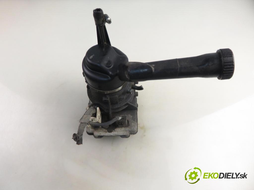 CITROEN C4 Picasso I (UD_) MINIVAN 2010 80,00 1.6 HDi 16V 109 - 9HZ 1560,00 Pumpa servočerpadlo 9674055680