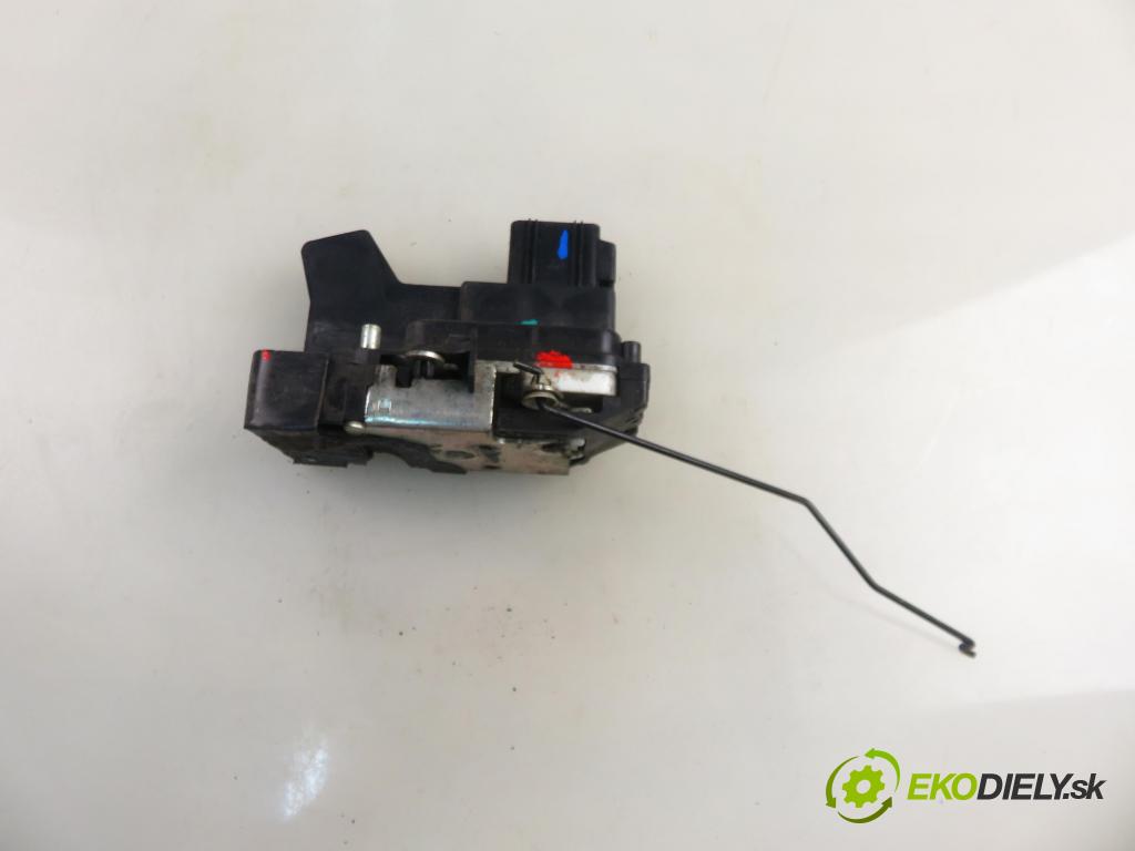 FORD FIESTA V (JH_, JD_) HB 2000 51,00 1.3 - A9JA 1299,00 zámok