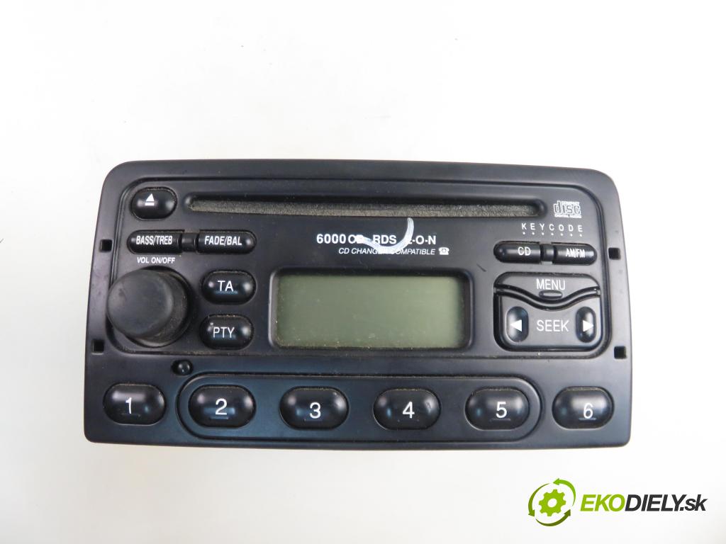 FORD FOCUS Turnier (DNW) KOMBI 2003 74,00 1.6 16V - FYDB 1596,00 RADIO CD YS4F18C815AD