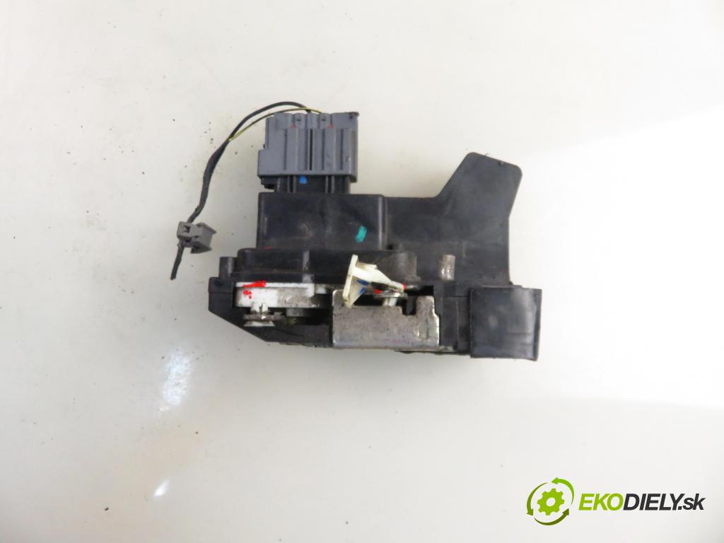 FORD FIESTA V (JH_, JD_) HB 2000 51,00 1.3 - A9JA 1299,00 zámok