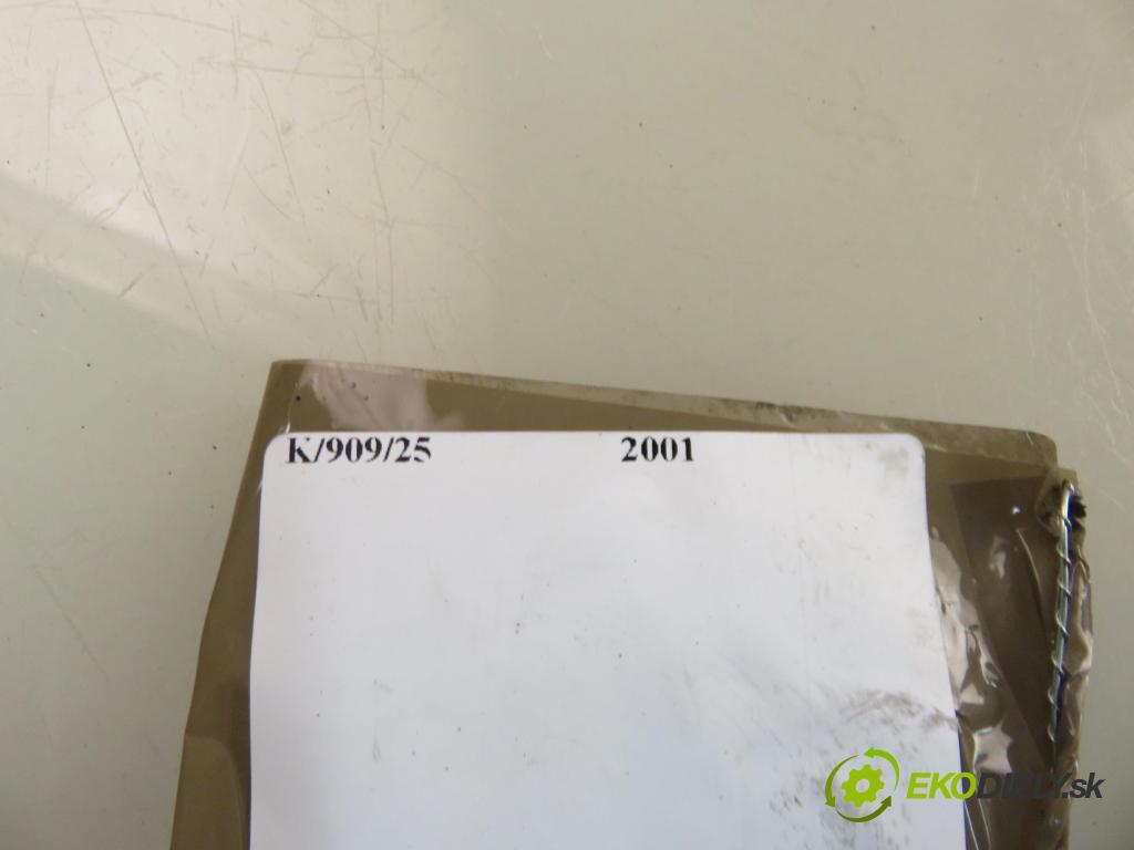 OPEL FRONTERA B (6B_) TERENOWY 2001 85,00 2.2 DTI (6B_ZC, 6B_VF, 6B_66, 6B_76) - X 22 DTH 2171,00 chladič vody