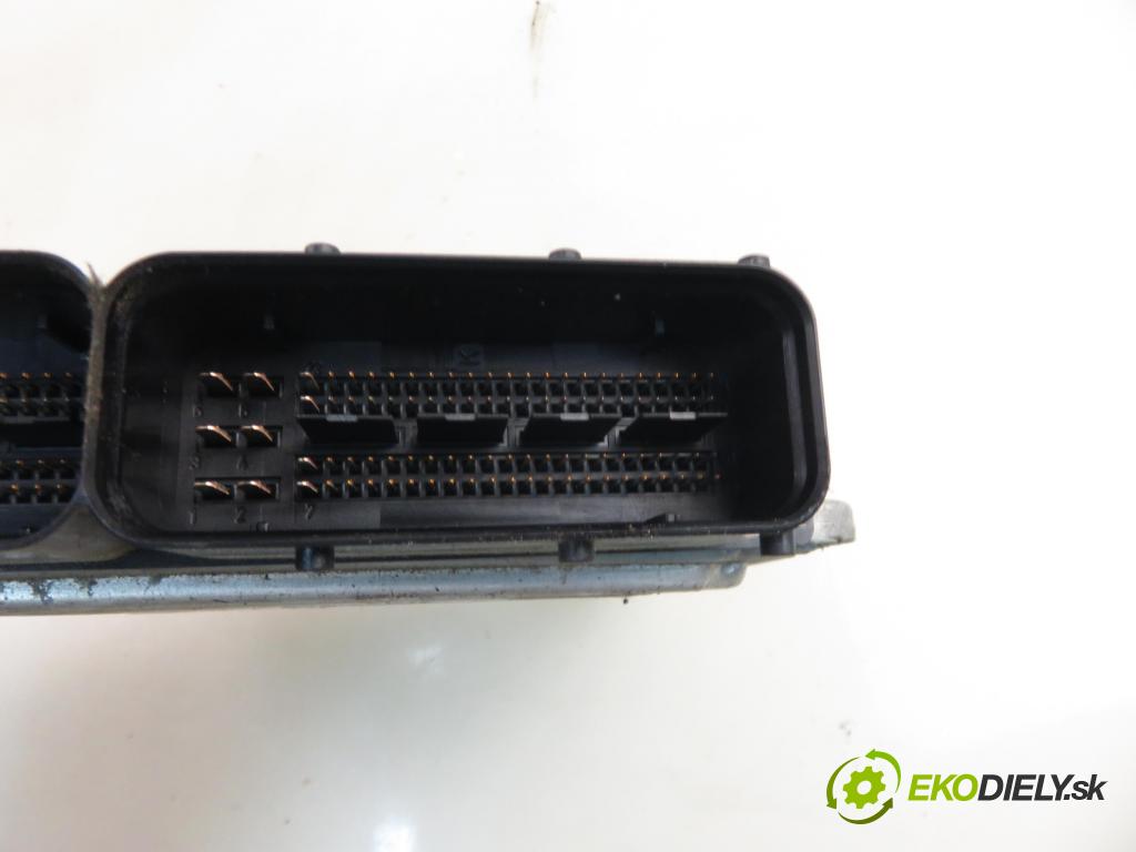 VW PASSAT B6 (3C2) SEDAN 2006 103,00 2.0 TDI - BMP 1968,00 Riadiaca jednotka Motor 03G906021AB ; 0281012119