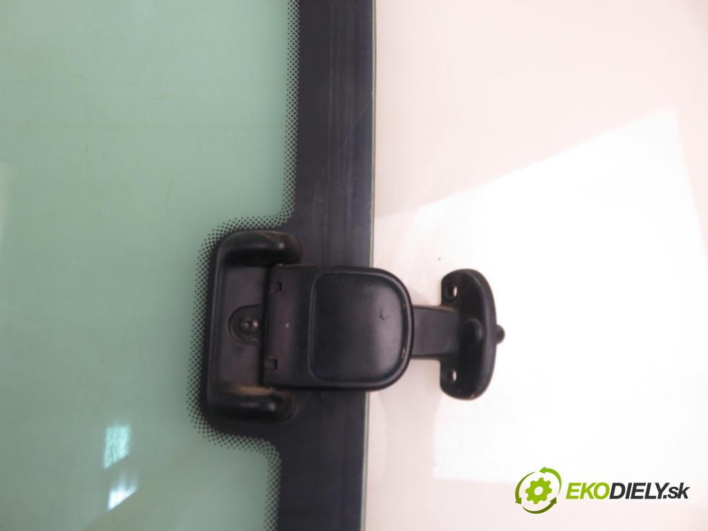 RENAULT KANGOO (KC0/1_) KOMBIVAN 2005 60,00 1.5 dCi 80 - K9K 702 1461,00 Okno Dvere posúvne P
