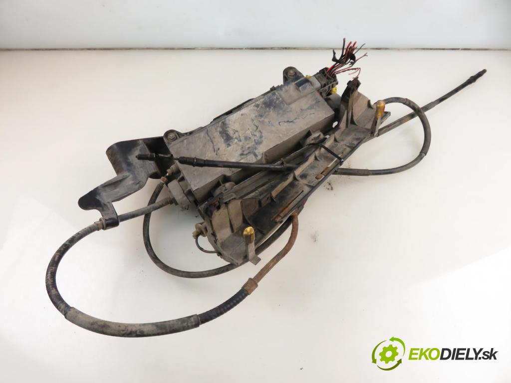 RENAULT SCENIC II (JM0/1_) MINIVAN 2003 83,00 1.6 (JM0C, JM0J, JM1B) - K4M 782 1598,00 BRZDA: ručně elektrický 8200702092