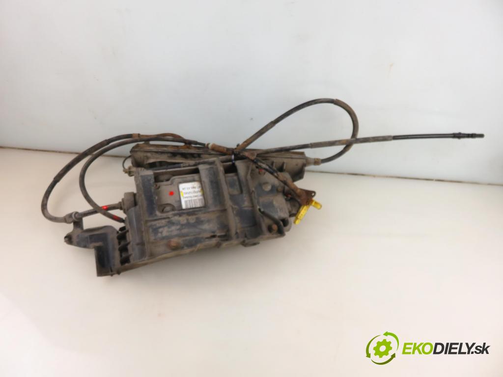 RENAULT SCENIC II (JM0/1_) MINIVAN 2003 83,00 1.6 (JM0C, JM0J, JM1B) - K4M 782 1598,00 BRZDA: ručně elektrický 8200702092
