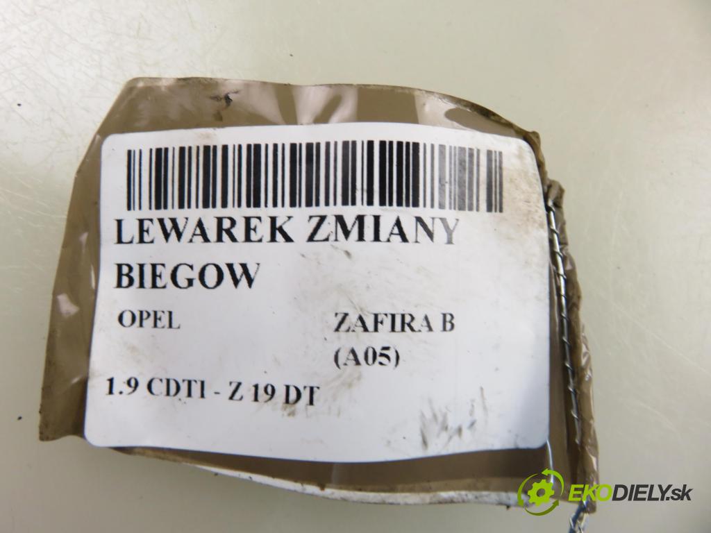 OPEL ZAFIRA B (A05) MINIVAN 2005 88,00 1.9 CDTI 8V 120 - Z 19 DT 1910,00 ZVEDÁK: 55351959