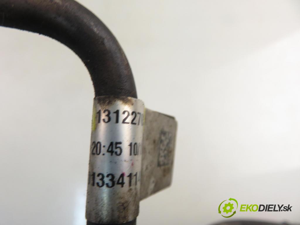 OPEL ASTRA H Kombi (A04) KOMBI 2006 74,00 1.7 CDTI - Z 17 DTH 1686,00 trubka / Rúra servočerpadlo 13122703 ; 13122700