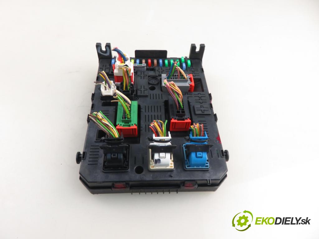 CITROEN C4 Picasso I (UD_) MINIVAN 2010 80,00 1.6 HDi 16V 109 - 9HZ 1560,00 MODUL BSI 9664058780