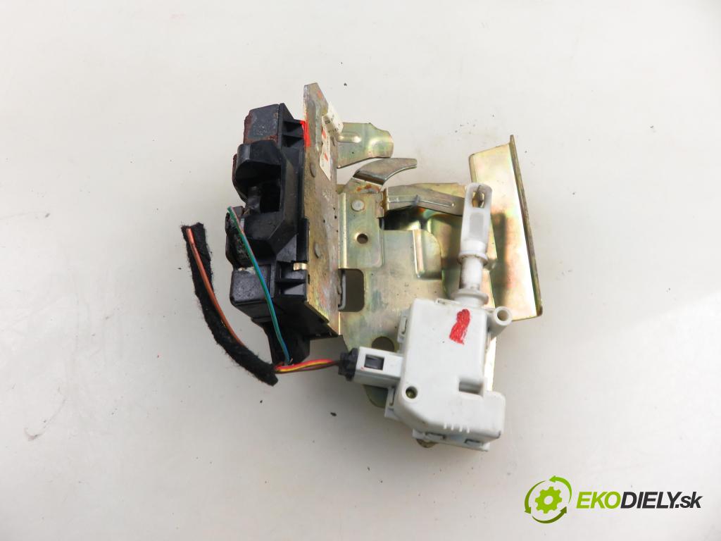 VW SHARAN (7M8, 7M9, 7M6) MINIVAN 2002 85,00 1.9 TDI PD 115 - AUY 1896,00 zámok dverí kufor EL. 7M4827501 ; YM21431C50DG