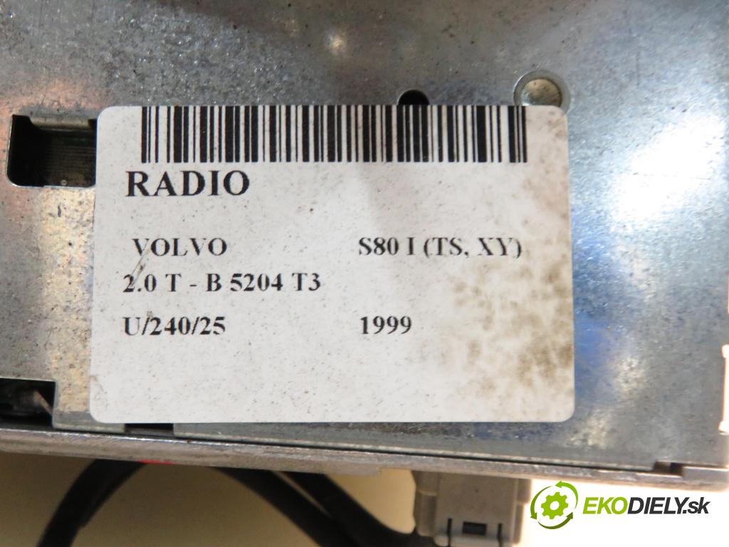 VOLVO S80 I (TS, XY) SEDAN 1999 166,00 2.0 T - B 5204 T3 1984,00 RADIO CD Modul 9472823