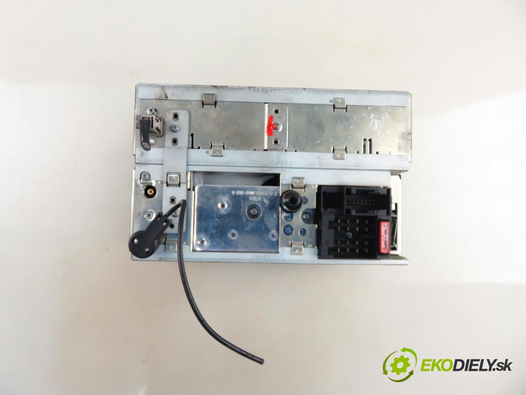 MERCEDES-BENZ VITO / MIXTO Skrzynia (W639) FURGON 2004 110,00 115 CDI 150 - OM 646.982 2148,00 RADIO CD 2038275242 ; 7612001530