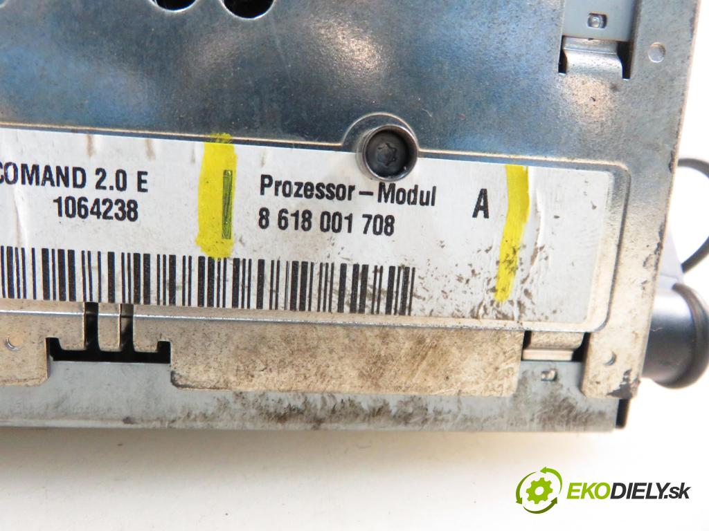 MERCEDES-BENZ VITO / MIXTO Skrzynia (W639) FURGON 2004 110,00 115 CDI 150 - OM 646.982 2148,00 RADIO CD 2038275242 ; 7612001530