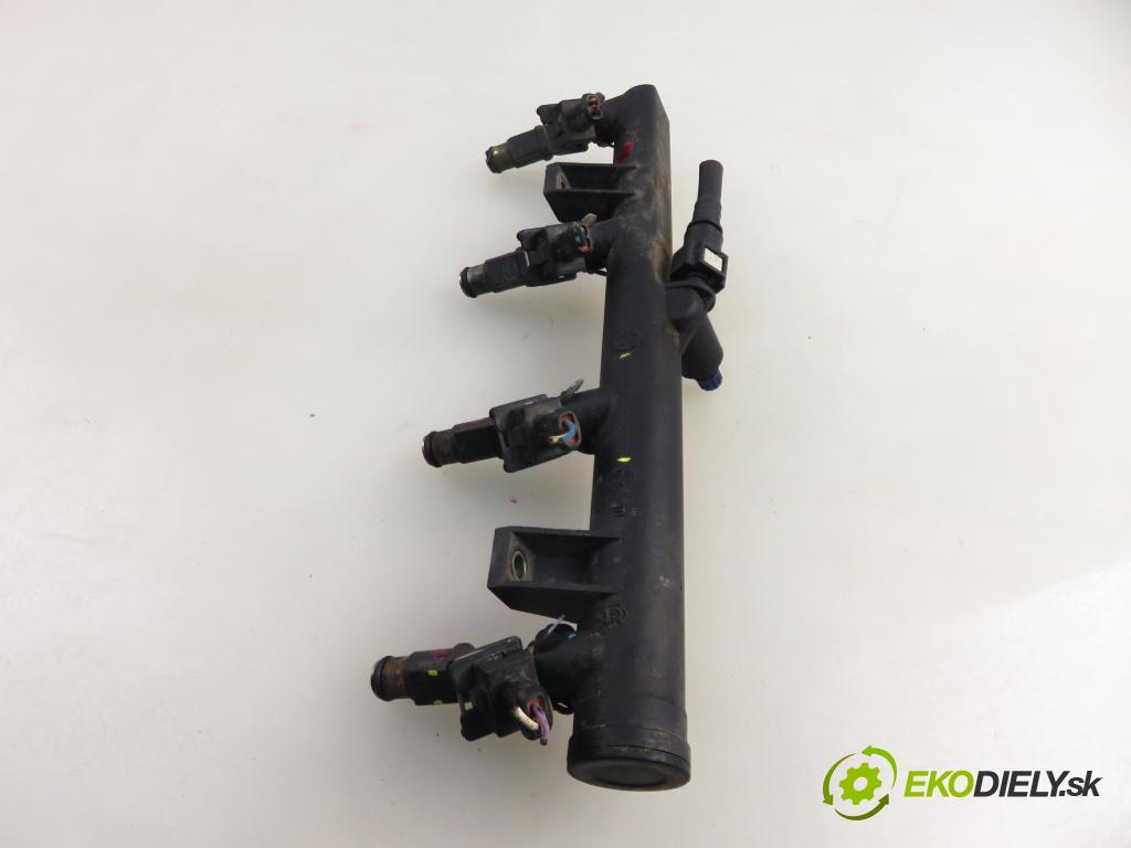 PEUGEOT 206 CC (2D) CABRIO 2005 100,00 2.0 S16 - RFN (EW10J4) 1997,00 Lišta vstrekovacia 01F003A ; 9628084680 (Vstrekovacia lišta)