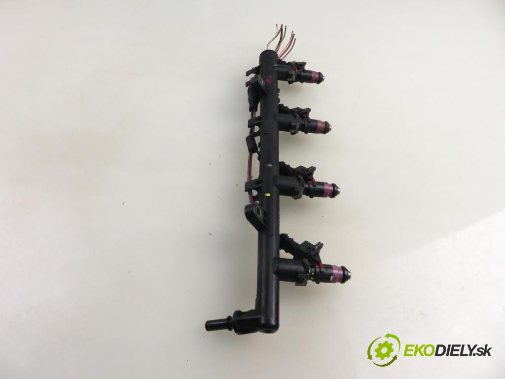 RENAULT MEGANE II sedan (LM0/1_) SEDAN 2004 0,00 1.6 - K4M 760 1598,00 Lišta vstrekovacia 8200135504 ; H132259 ; ITGM60 (Vstrekovacia lišta)