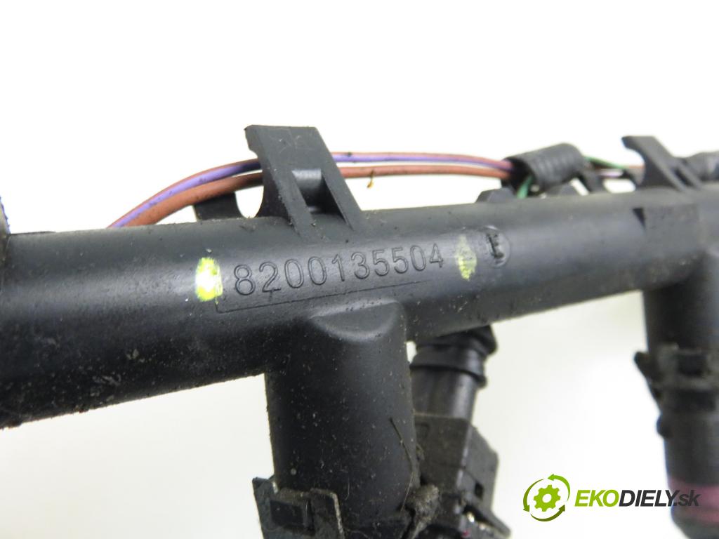 RENAULT MEGANE II sedan (LM0/1_) SEDAN 2004 0,00 1.6 - K4M 760 1598,00 Lišta vstrekovacia 8200135504 ; H132259 ; ITGM60 (Vstrekovacia lišta)