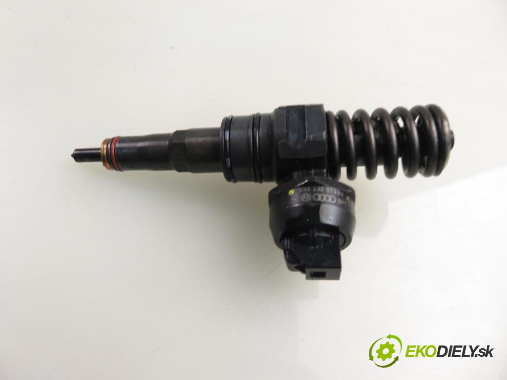 VW PASSAT B6 Variant (3C5) KOMBI 2008 77,00 1.9 TDI - BLS 1896,00 Vstrekovač 038130073BN ; 0414720313 (Vstrekovač paliva)