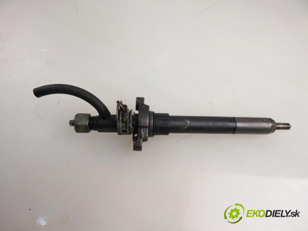 CITROEN C5 III Break (RW_) KOMBI 2009 100,00 2.0 HDi - RHR (DW10BTED4) 1997,00 vstrekovač EJBR06001D (Vstrekovač paliva)