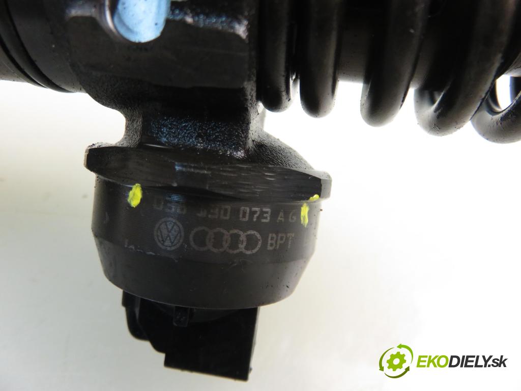 SKODA OCTAVIA II (1Z3) LIFTBACK 2005 77,00 1.9 TDI - BKC 1896,00 Vstrekovač 038130073AG ; 0414720215 (Vstrekovač paliva)