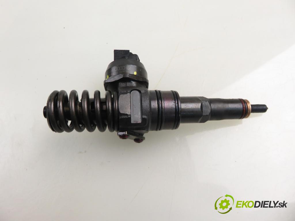 SKODA OCTAVIA II (1Z3) LIFTBACK 2005 77,00 1.9 TDI - BKC 1896,00 Vstrekovač 038130073AG ; 0414720215 (Vstrekovač paliva)