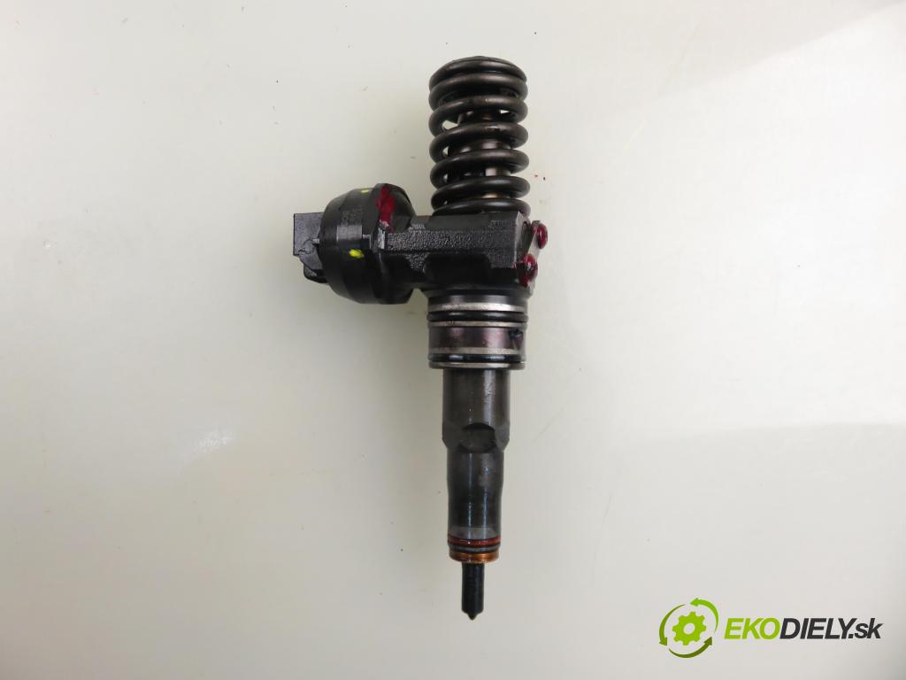 SKODA OCTAVIA II (1Z3) LIFTBACK 2005 77,00 1.9 TDI - BKC 1896,00 Vstrekovač 038130073AG ; 0414720215 (Vstrekovač paliva)