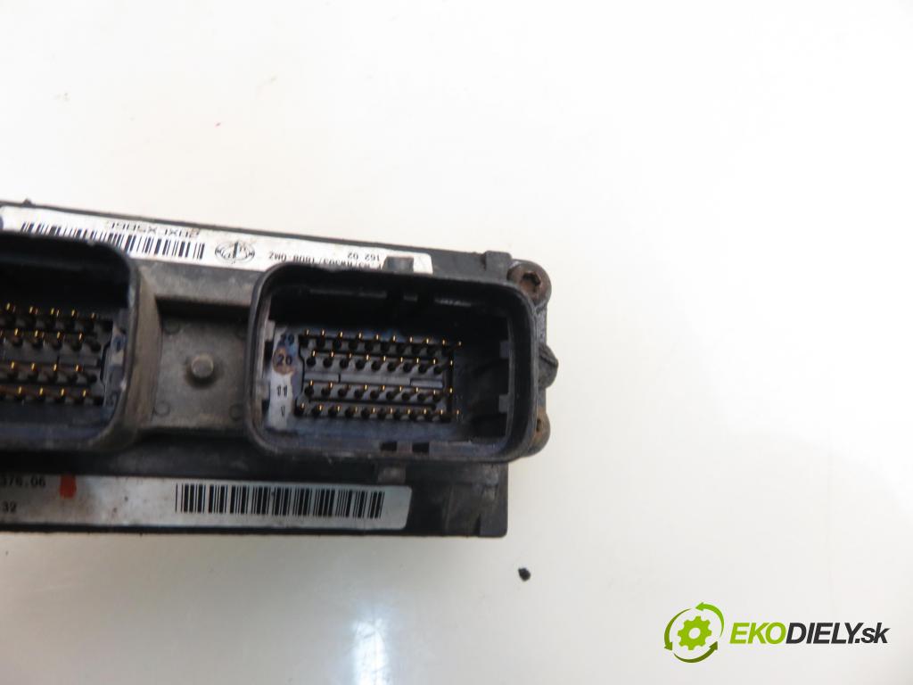 FIAT PUNTO (188_) HB 2002 44,00 1.2 60 - 188 A4.000 1242,00 Riadiaca jednotka Motor 6160037606 ; 55181132