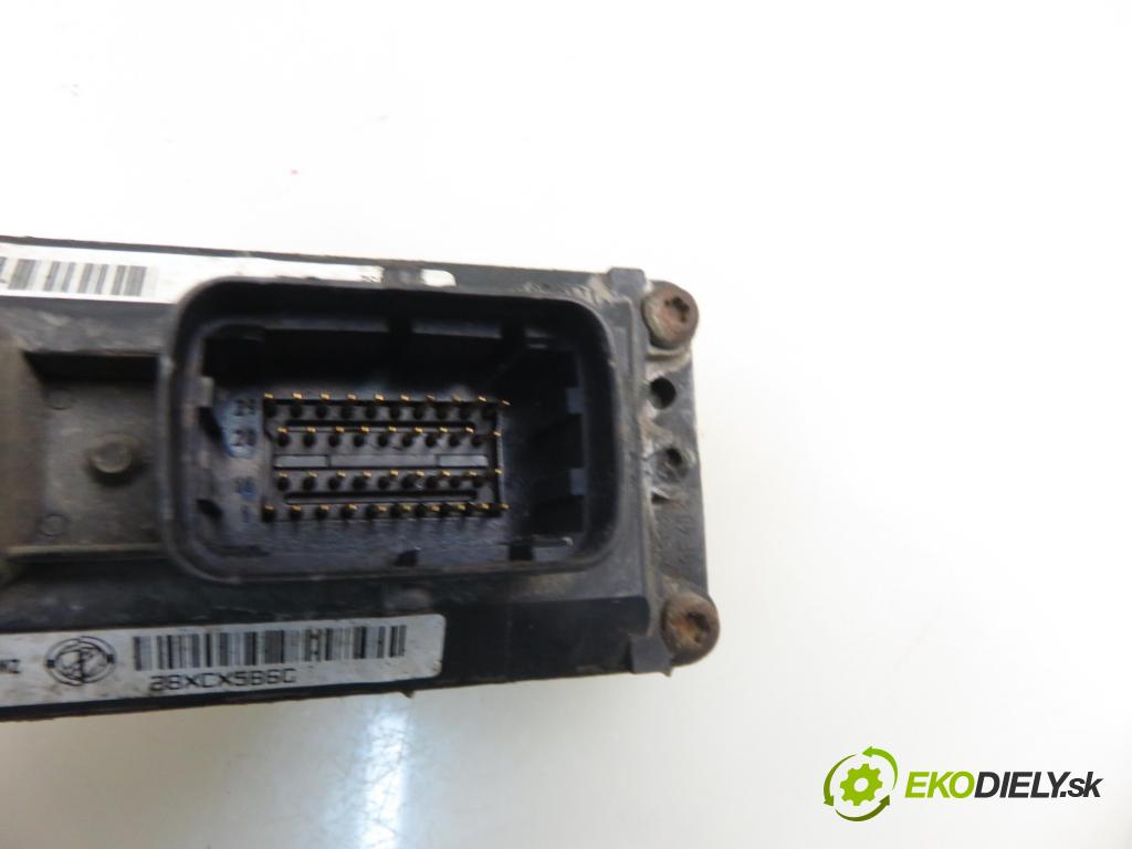 FIAT PUNTO (188_) HB 2002 44,00 1.2 60 - 188 A4.000 1242,00 Riadiaca jednotka Motor 6160037606 ; 55181132