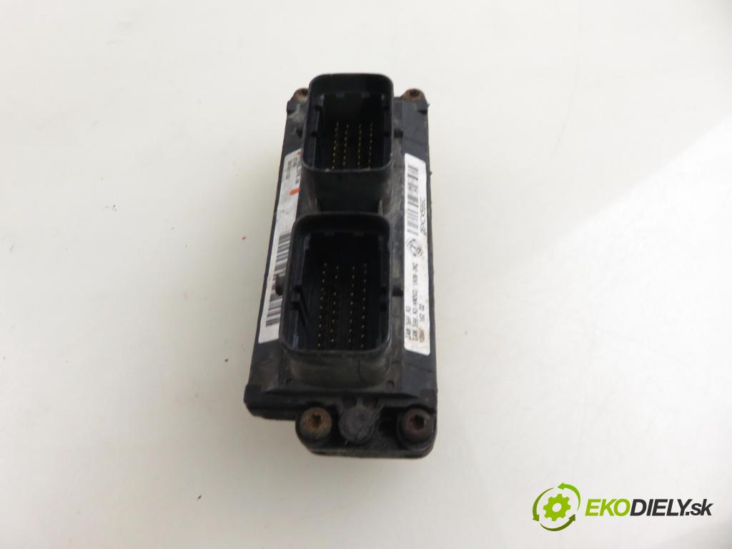FIAT PUNTO (188_) HB 2002 44,00 1.2 60 - 188 A4.000 1242,00 Riadiaca jednotka Motor 6160037606 ; 55181132