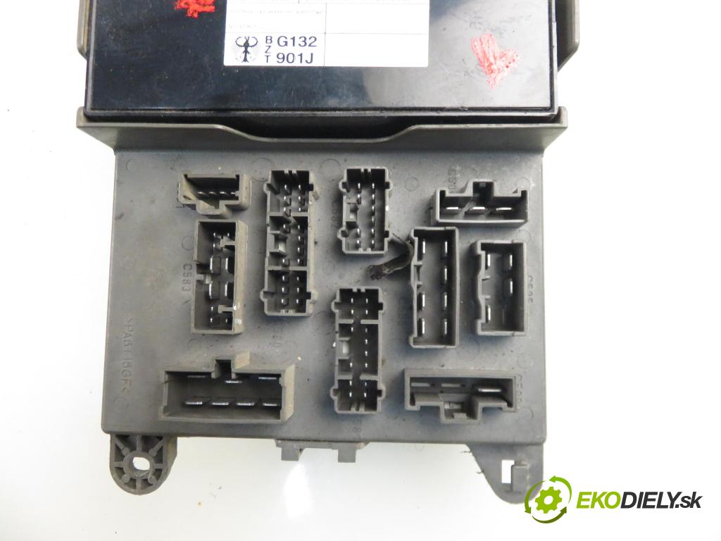 LAND ROVER FREELANDER (L314) SUV 2000 72,00 2.0 DI 4x4 - 20 T2N 1994,00 MODUL BSI 502010565A ; YWC106390
