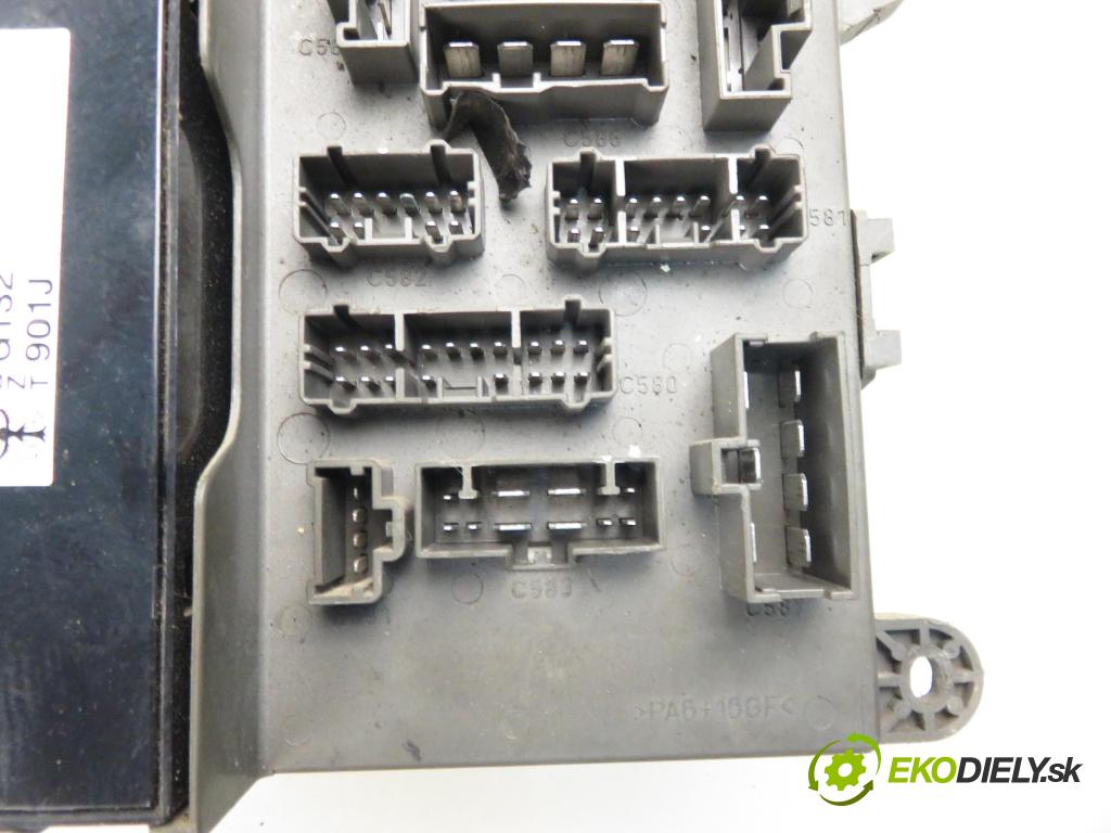 LAND ROVER FREELANDER (L314) SUV 2000 72,00 2.0 DI 4x4 - 20 T2N 1994,00 MODUL BSI 502010565A ; YWC106390
