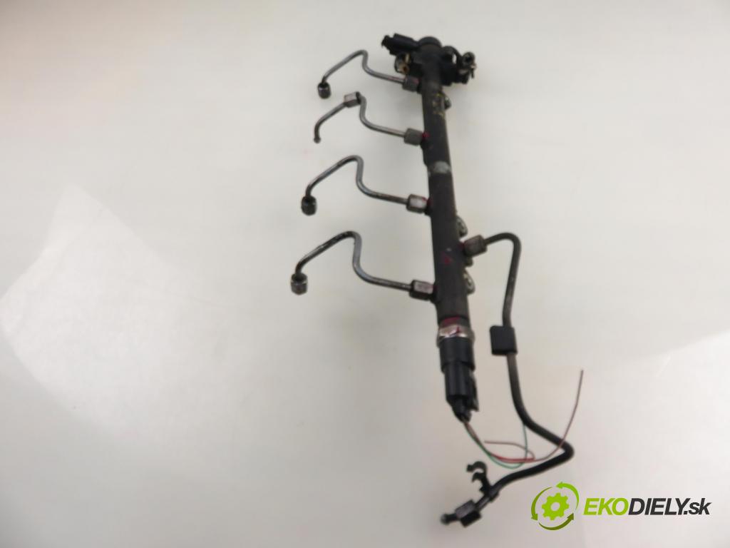 MERCEDES-BENZ VITO Autobus (638) BUS 2001 90,00 112 CDI 2.2 122  - OM 611.980 2151,00 Lišta vstrekovacia 6110780149 ; 6110700095 ; 0445214004 (Vstrekovacia lišta)