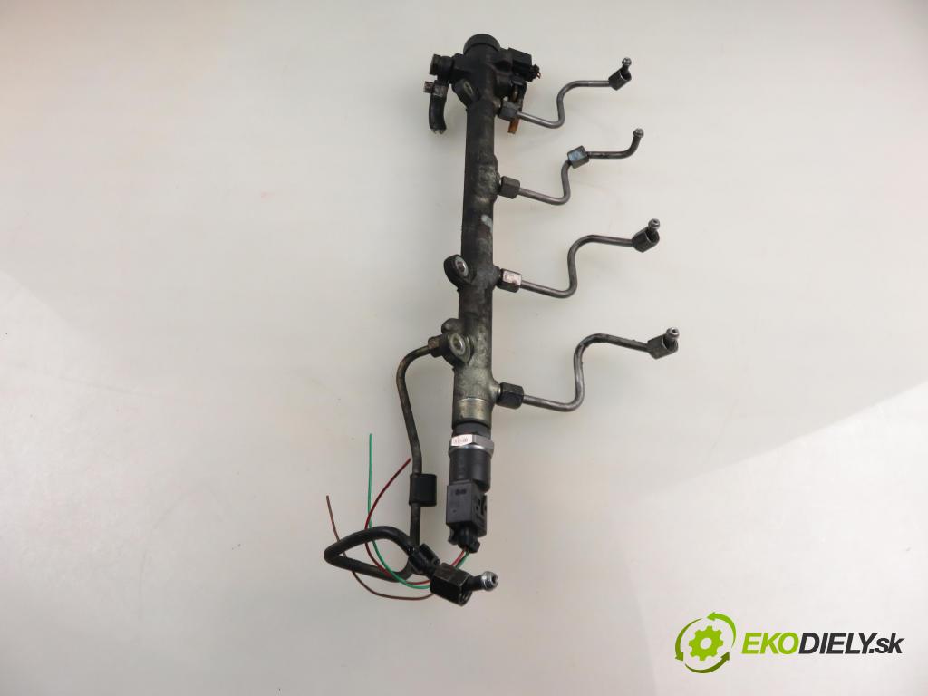 MERCEDES-BENZ VITO Autobus (638) BUS 2001 90,00 112 CDI 2.2 122  - OM 611.980 2151,00 Lišta vstrekovacia 6110780149 ; 6110700095 ; 0445214004 (Vstrekovacia lišta)