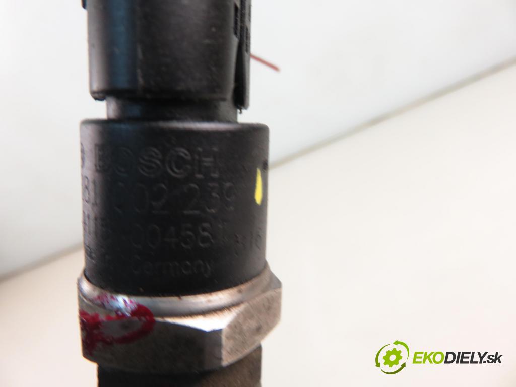 MERCEDES-BENZ VITO Autobus (638) BUS 2001 90,00 112 CDI 2.2 122  - OM 611.980 2151,00 Lišta vstrekovacia 6110780149 ; 6110700095 ; 0445214004 (Vstrekovacia lišta)