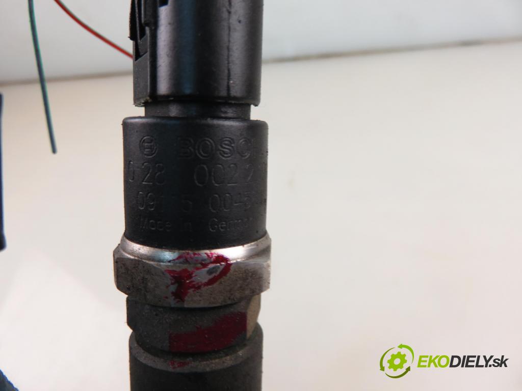 MERCEDES-BENZ VITO Autobus (638) BUS 2001 90,00 112 CDI 2.2 122  - OM 611.980 2151,00 Lišta vstrekovacia 6110780149 ; 6110700095 ; 0445214004 (Vstrekovacia lišta)