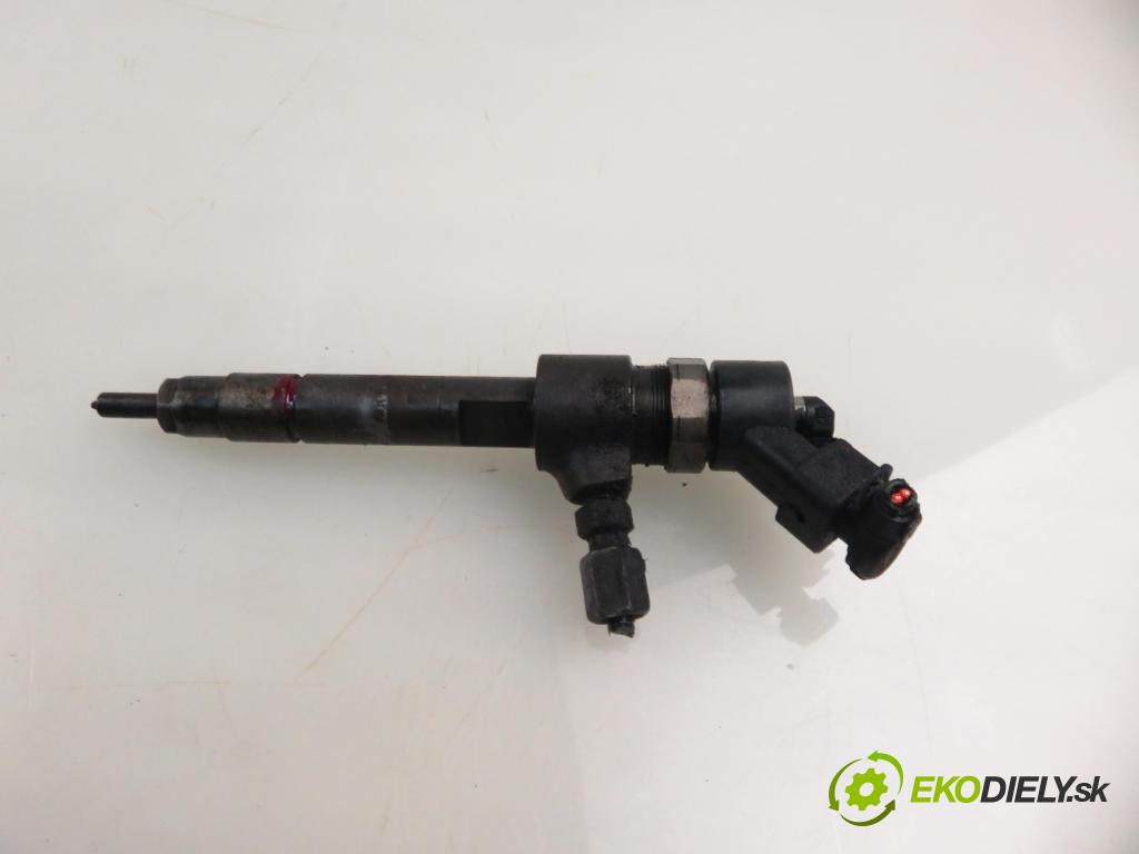 OPEL ZAFIRA B (A05) MINIVAN 2006 74,00 1.9 CDTI 8V 101 - Z 19 DTL 1910,00 vstrekovač 0445110165 (Vstrekovač paliva)