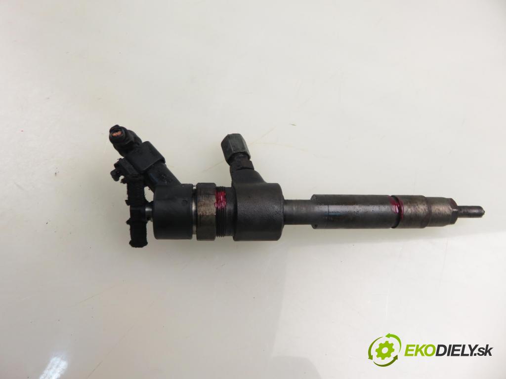 OPEL ZAFIRA B (A05) MINIVAN 2006 74,00 1.9 CDTI 8V 101 - Z 19 DTL 1910,00 vstrekovač 0445110165 (Vstrekovač paliva)