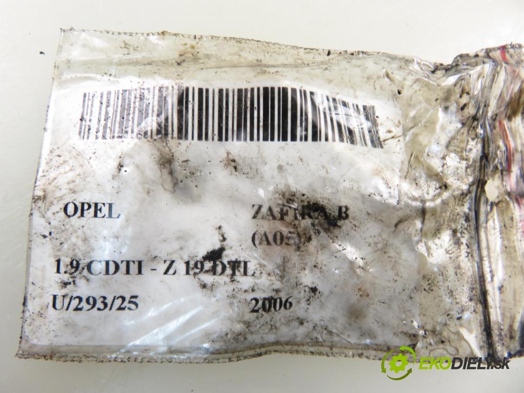 OPEL ZAFIRA B (A05) MINIVAN 2006 74,00 1.9 CDTI 8V 101 - Z 19 DTL 1910,00 vstrekovač 0445110165 (Vstrekovač paliva)