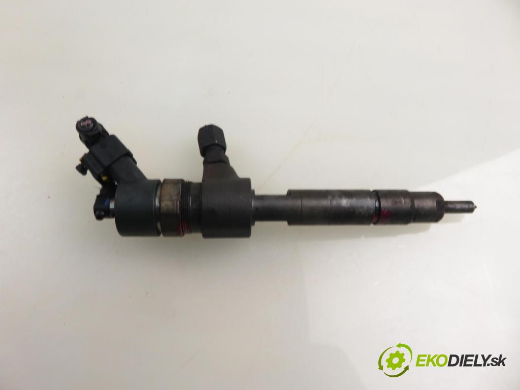 OPEL ZAFIRA B (A05) MINIVAN 2006 74,00 1.9 CDTI 8V 101 - Z 19 DTL 1910,00 vstrekovač 0445110165 (Vstrekovač paliva)