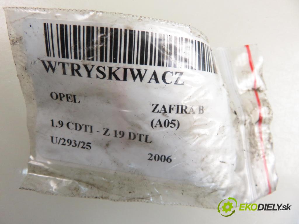 OPEL ZAFIRA B (A05) MINIVAN 2006 74,00 1.9 CDTI 8V 101 - Z 19 DTL 1910,00 vstrekovač 0445110165 (Vstrekovač paliva)
