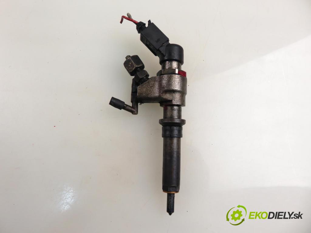 PEUGEOT PARTNER Combispace (5F) KOMBIVAN 2004 66,00 2.0 HDI - RHY (DW10TD) 1997,00 vstrekovač 9636819380 (Vstrekovač paliva)